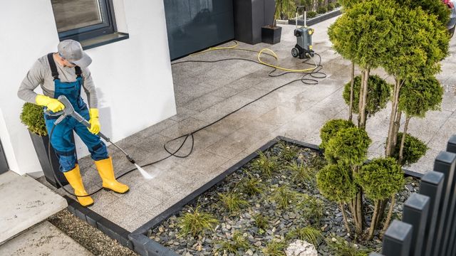 What are the advantages of concrete driveways in 2022?